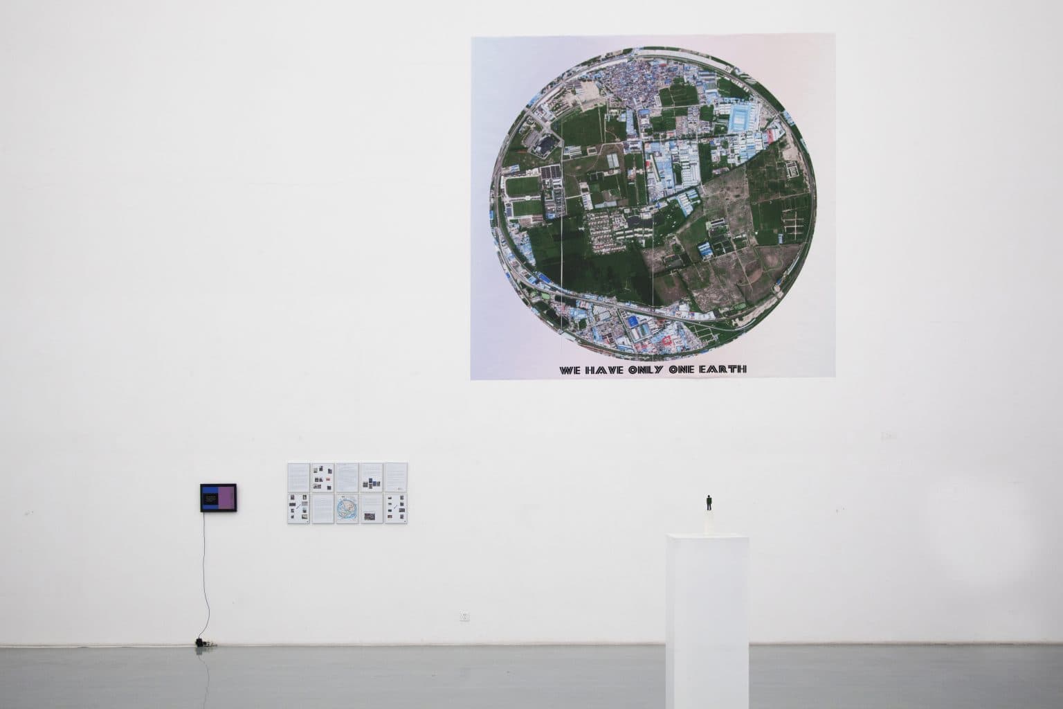 To Friend or Not to Friend 黑橋選擇之歌